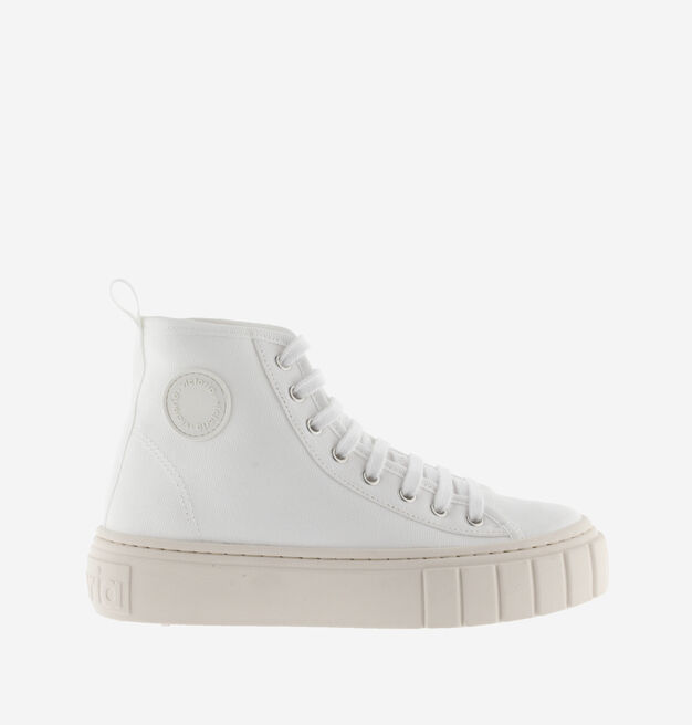 ABRIL BOT&Iacute;N LONA