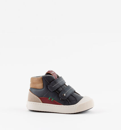 HUELLAS BOTA TIRAS EFECTO PIEL