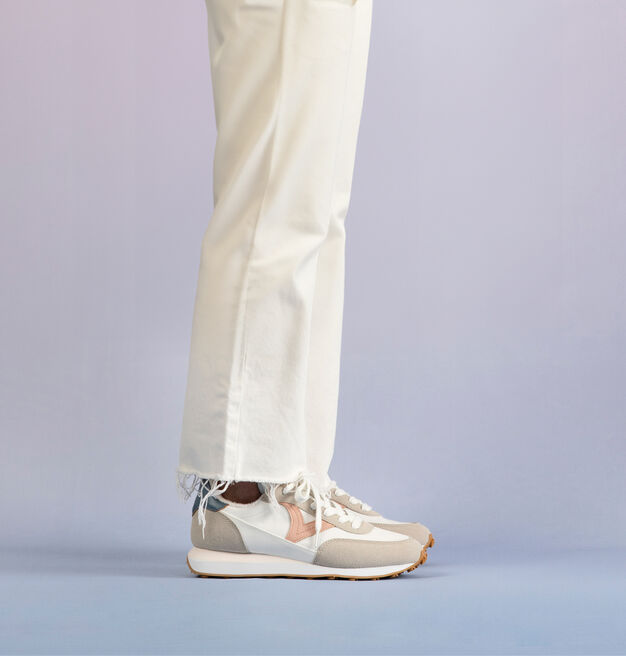 ASTRO NYLON & COLOR